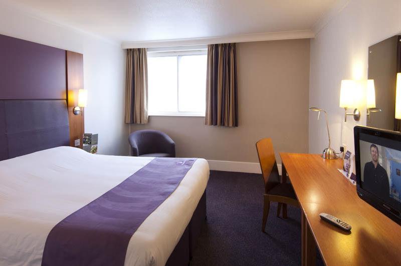 Premier Inn Bristol City Centre King Street Ngoại thất bức ảnh